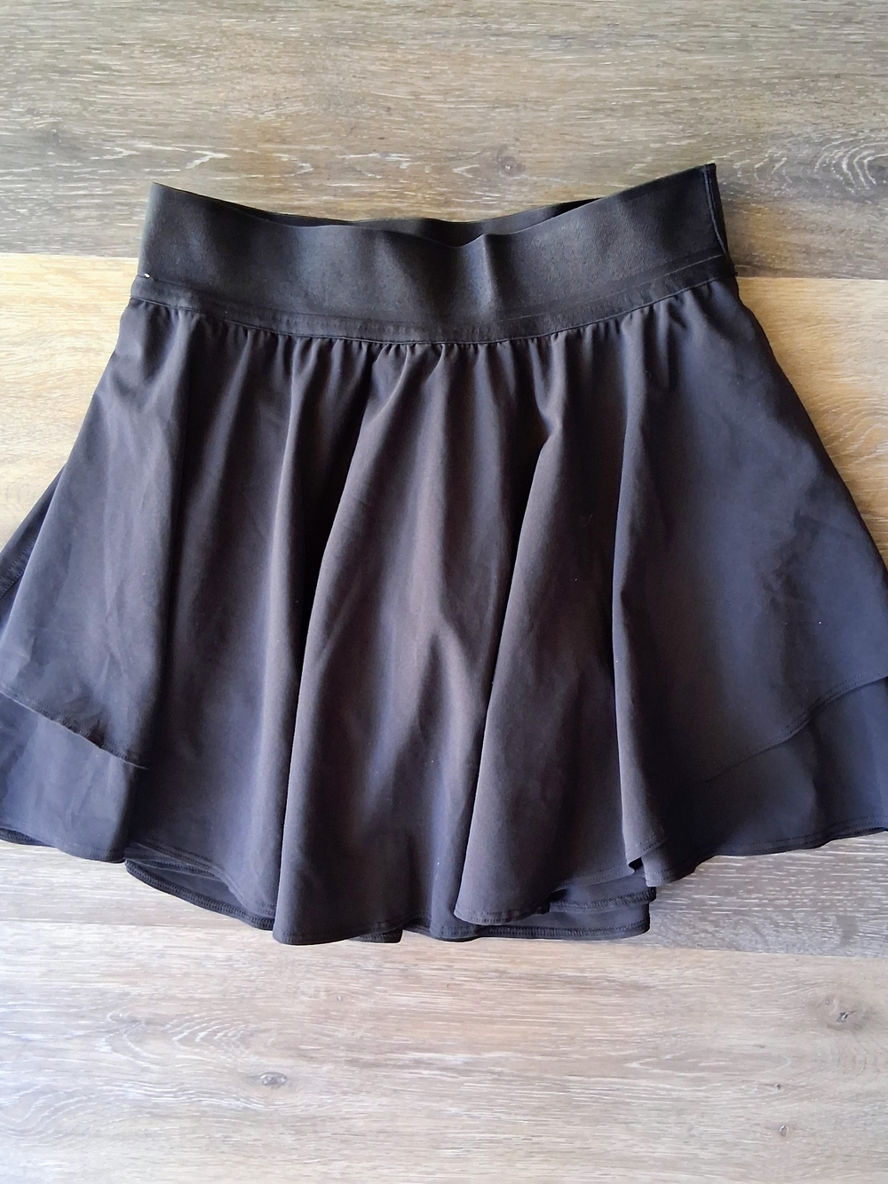 NWOT Lululemon Black Court Rival Skirt Size 4